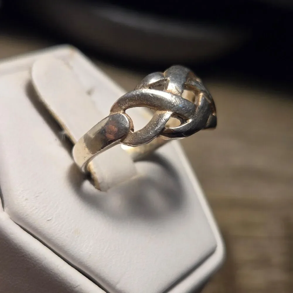 Woven style vintage sterling silver ring sz 6